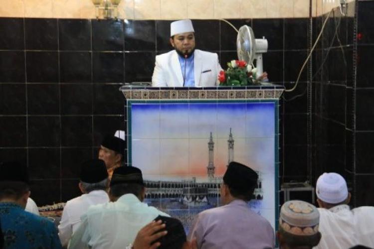 Pemerintah Kota Bengkulu kembali menggelar "Safari Ramadhan" 1438 H. Kali ini di Masjid Al- Manar